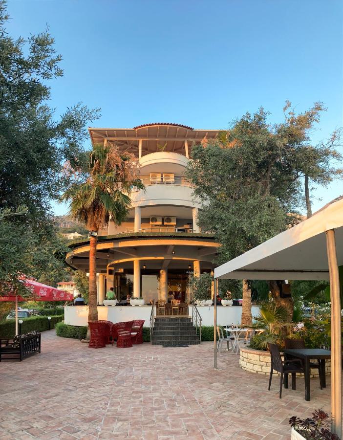Hotel Luna Magica Borsh Exterior foto